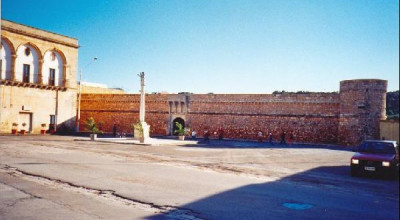 piazza Sant'Andrea - Castello (1524) - Prospetto frontale